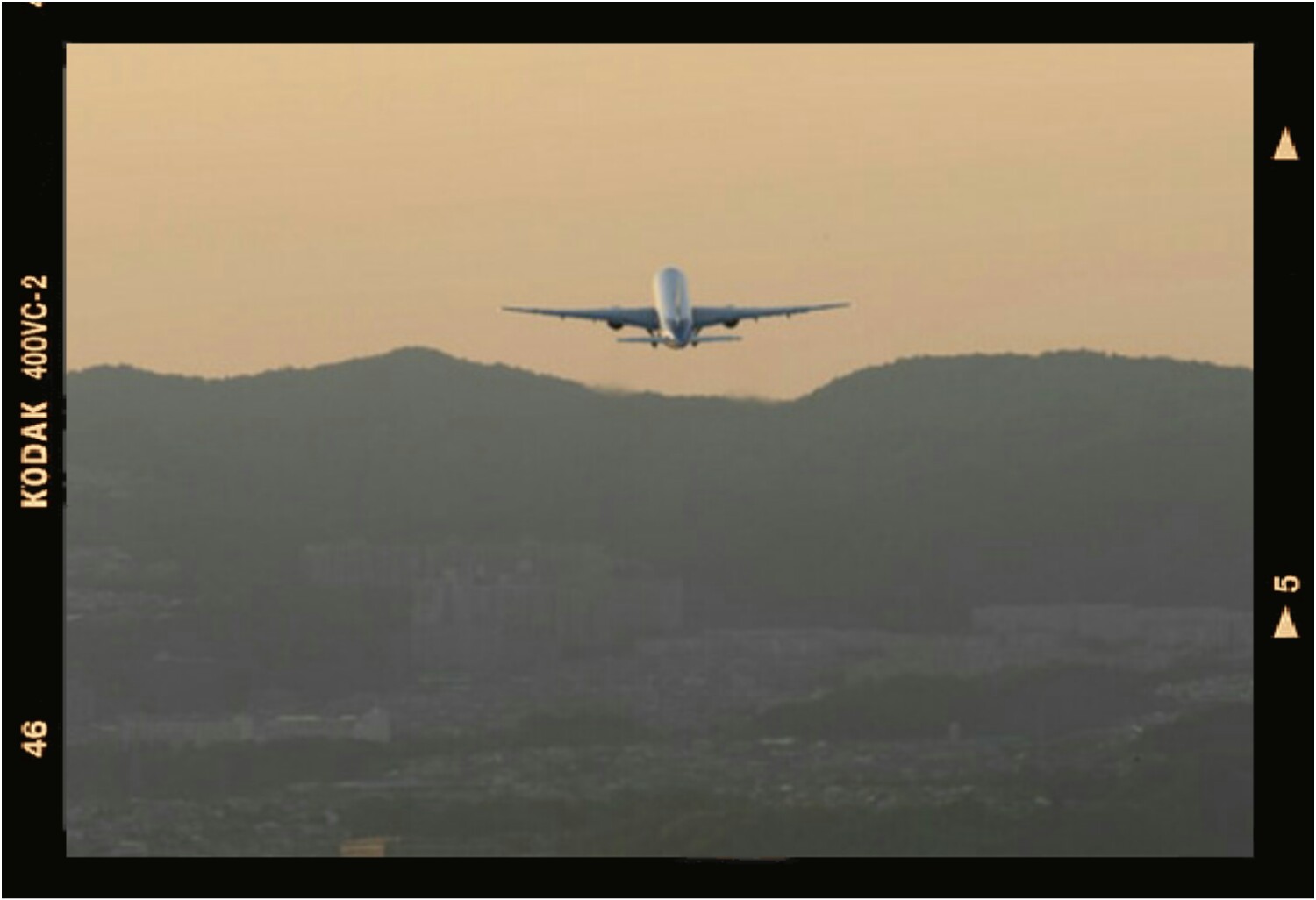 韓国　旅行　飛行機　